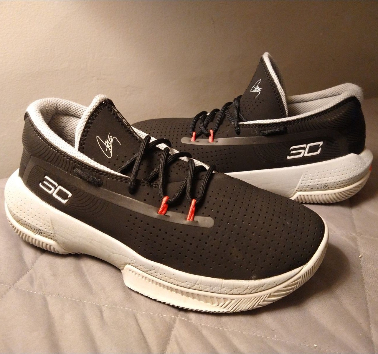 Under Armour SC 3Zer0 III