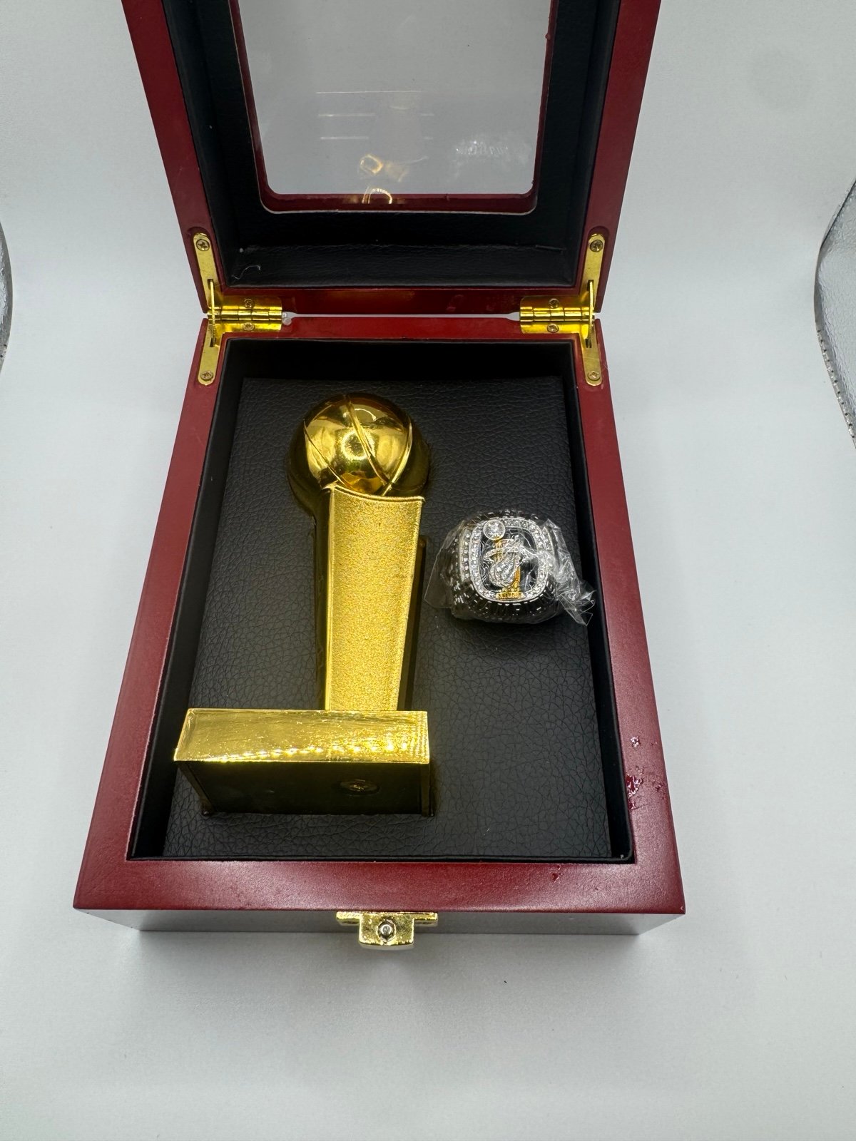 Miami Heat NBA Championship Ring TROPHY + CASE LeBron James