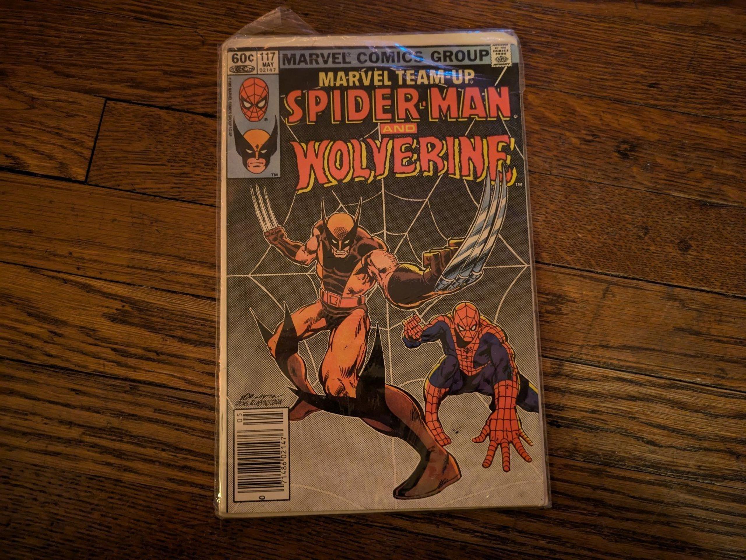 Vintage Spiderman x wolverine comic book "marvel team up"