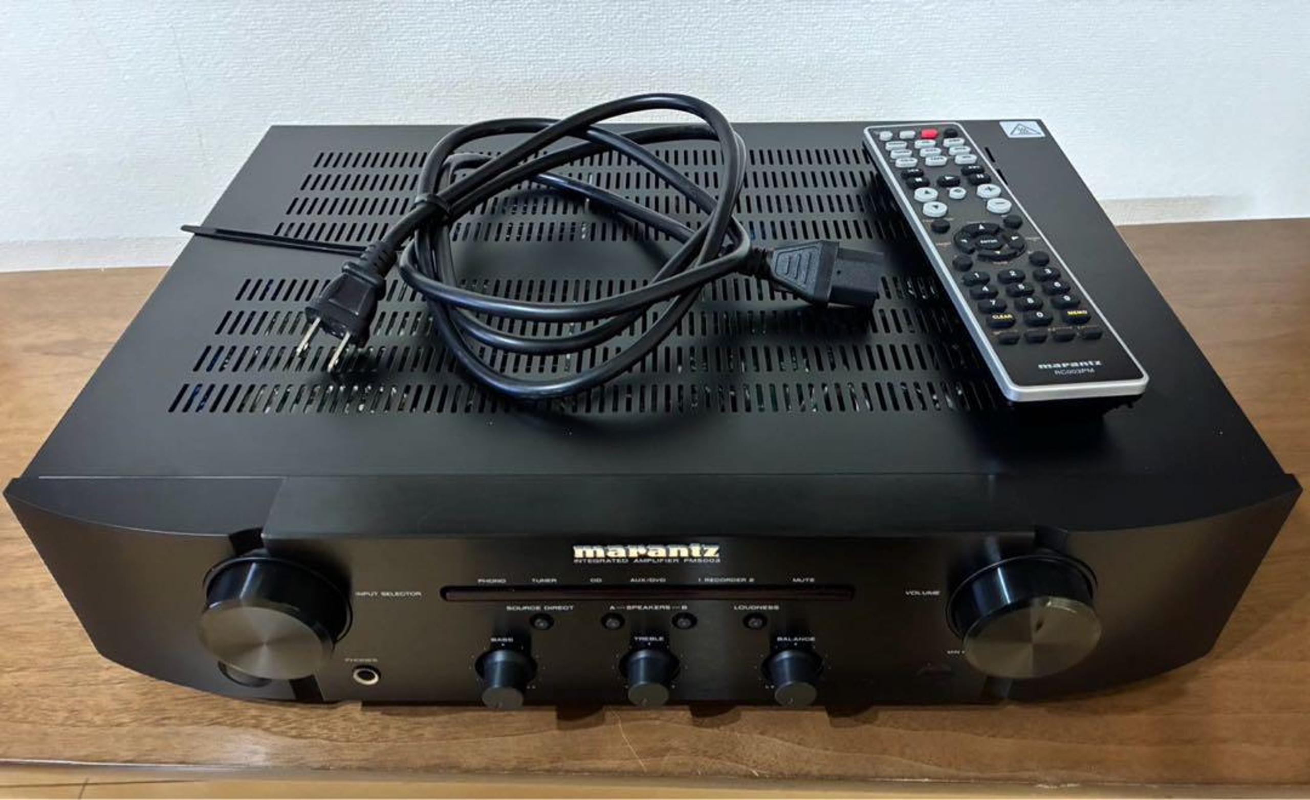 Marantz PM5005 Black AV Amplifier