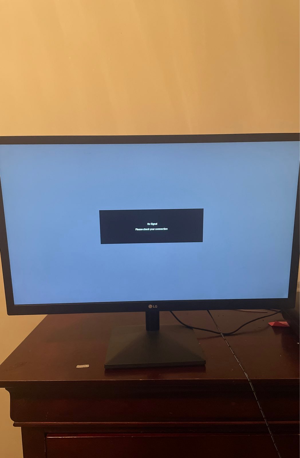 LG monitor 24' in