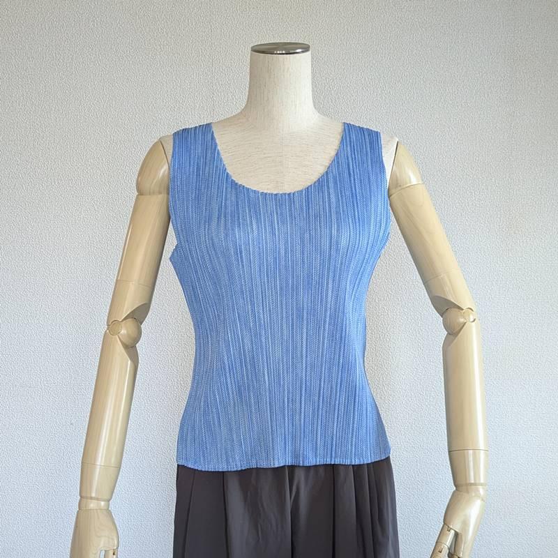 PLEATS PLEASE ISSEY MIYAKE（タンクトップ）のフリマアイテム一覧