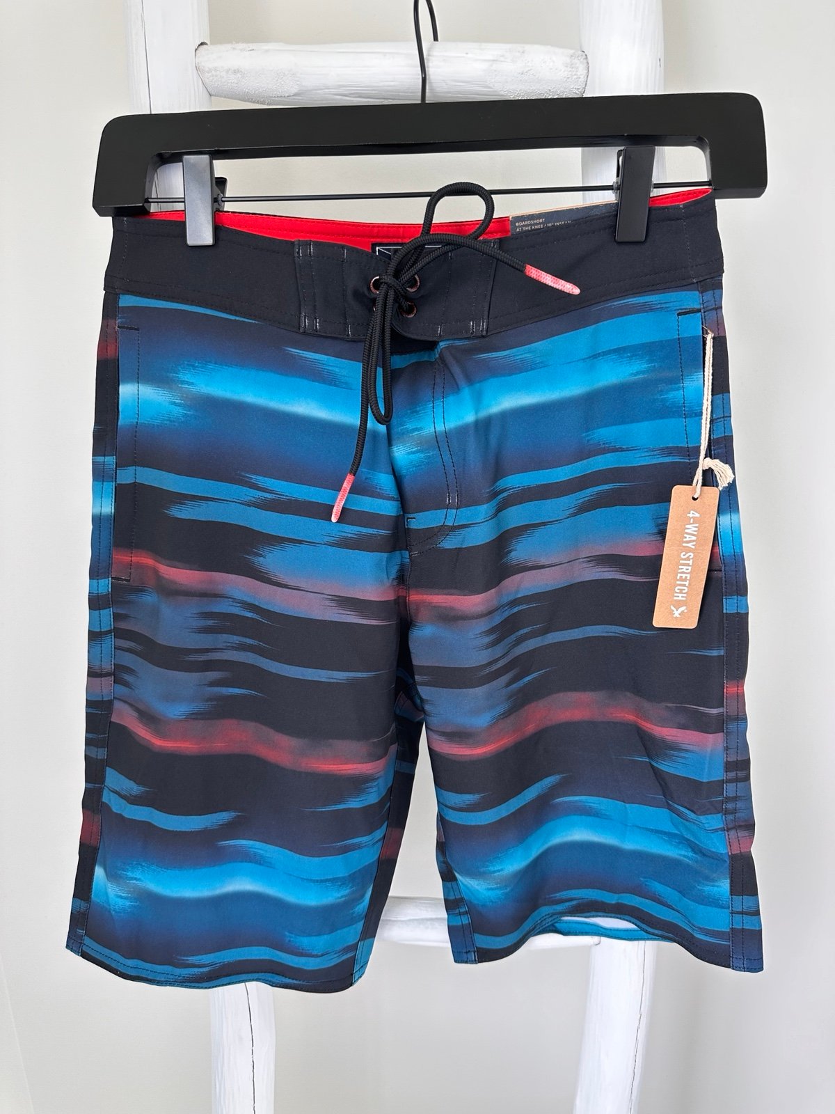 American Eagle Men’s 10” Boardshorts Aztec Colorful Pattern SZ XS