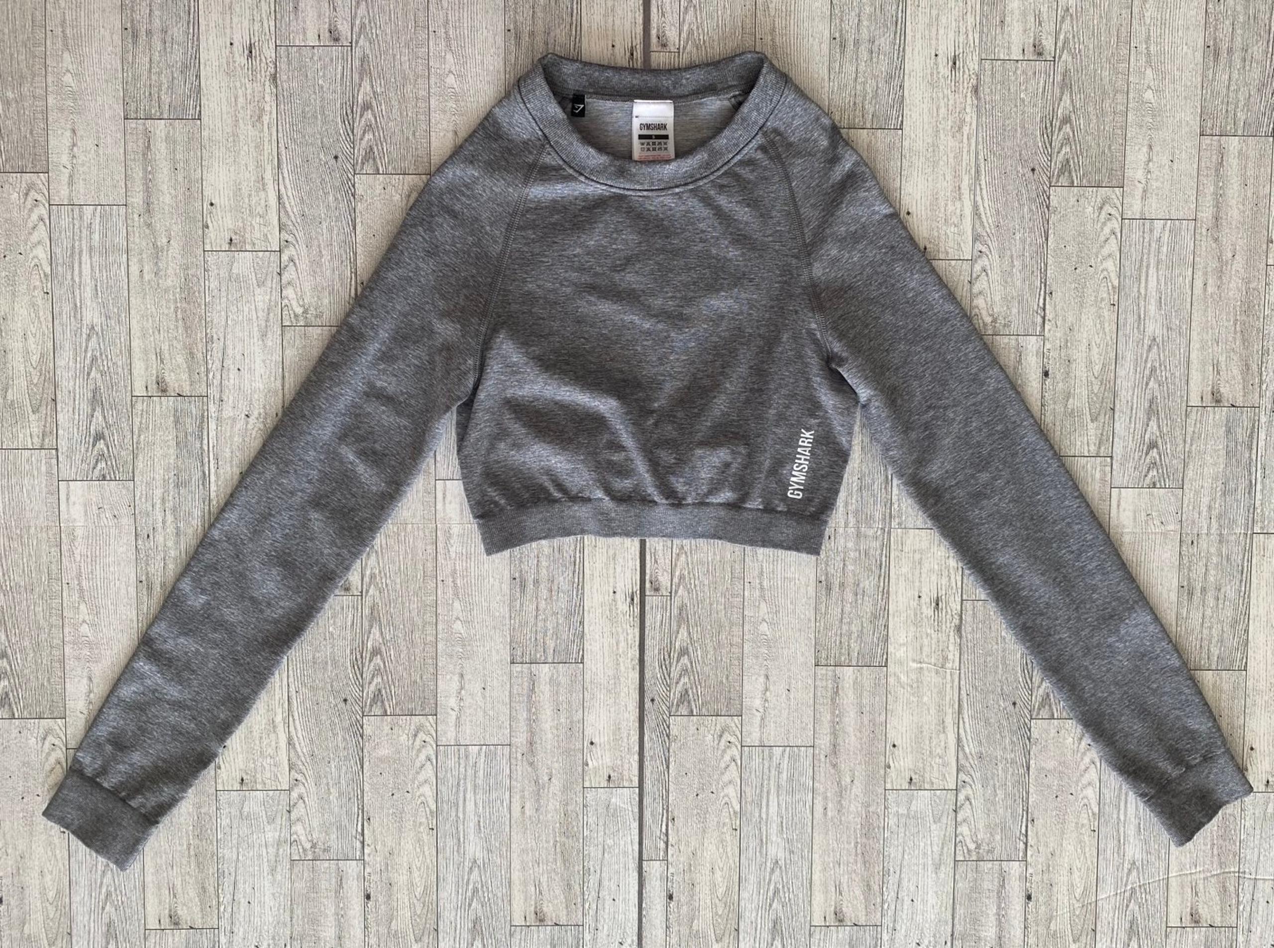 Gymshark Crop Top Shirt Women’s Small Gray Long Sleeve Athletic Top