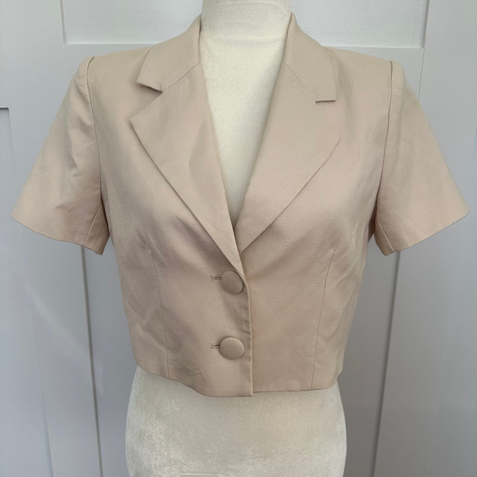 ASTR Cropped Linen Blazer Small