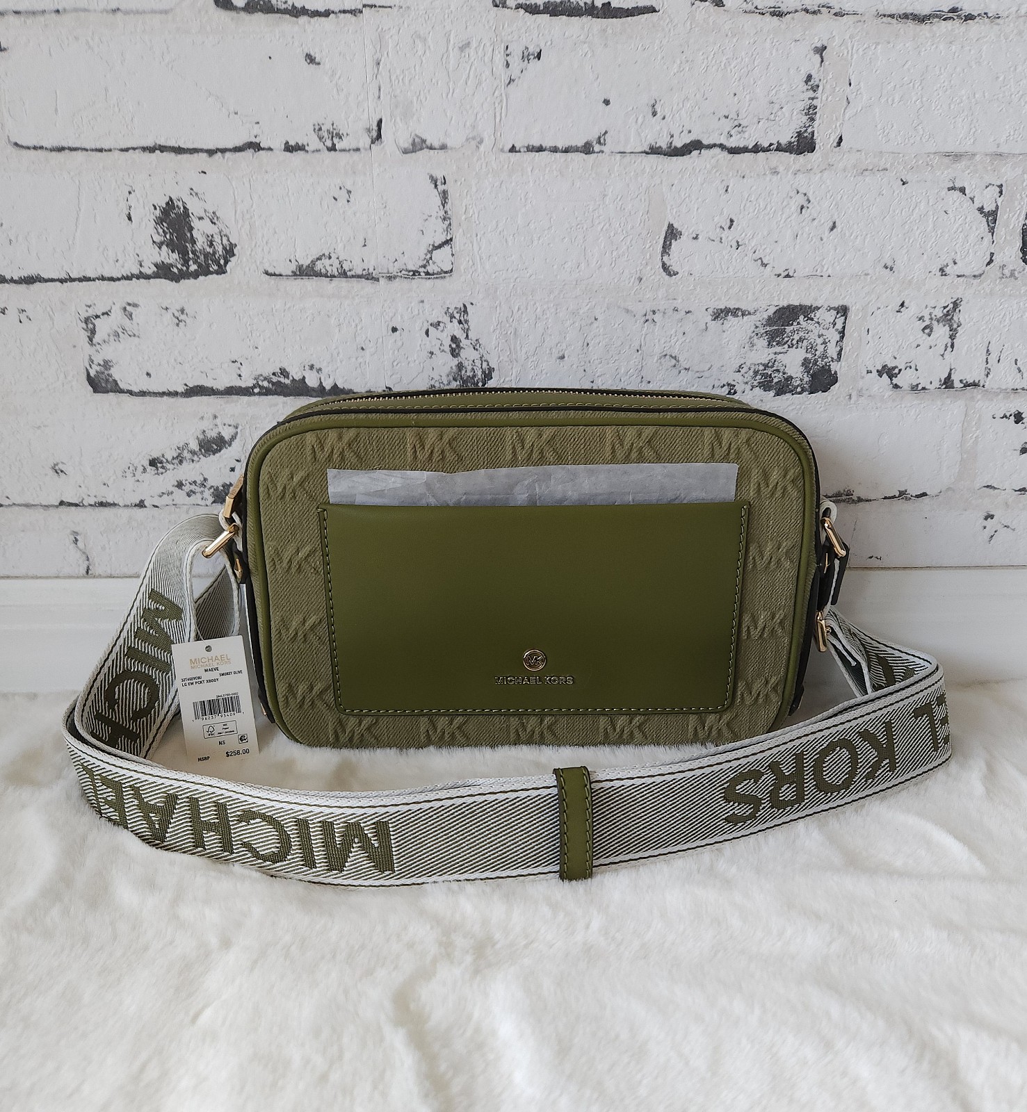 NWT Michael Kors Maeve Logo Large East West Pocket Crossbody, Smokey Olive