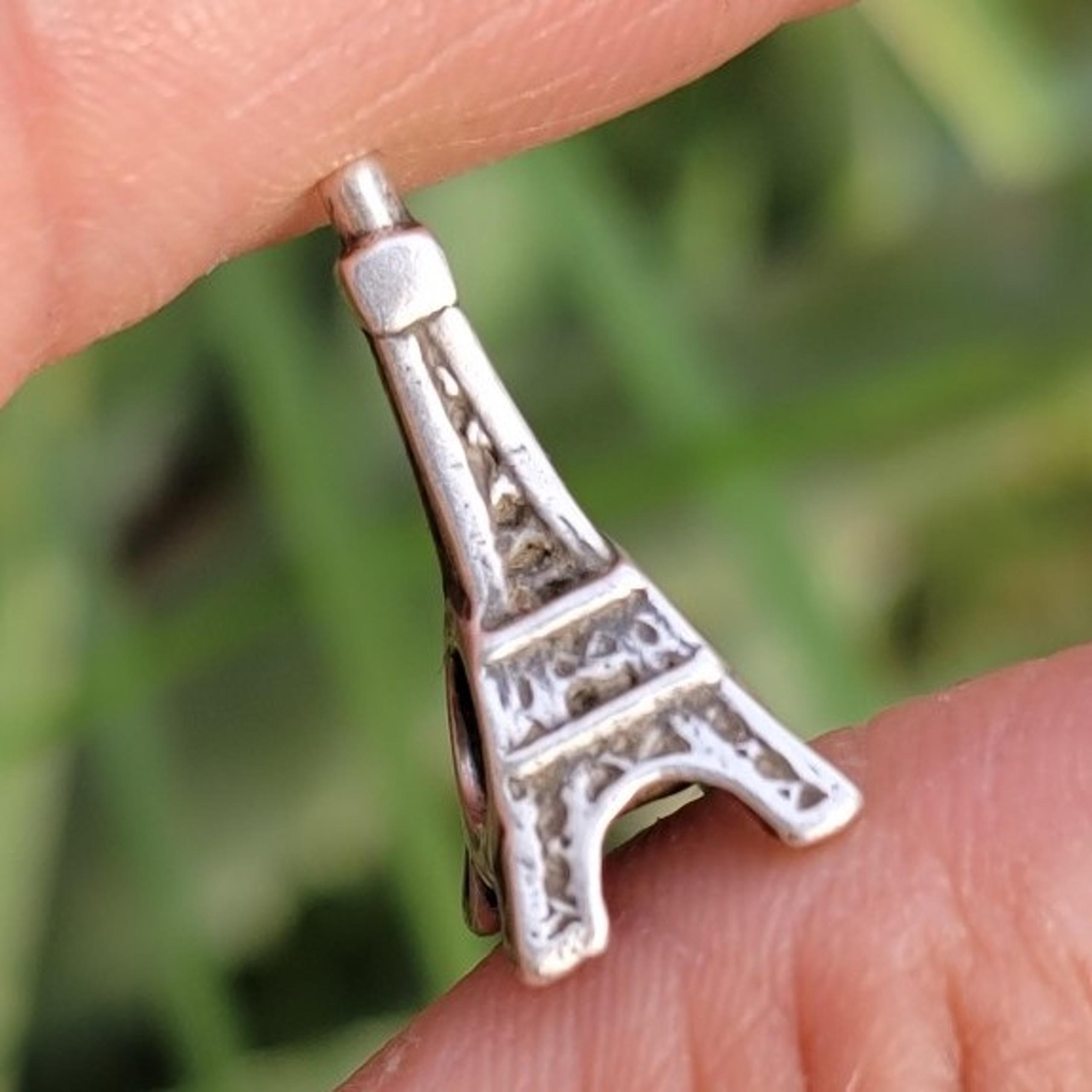 Kay Jewelers Michael Anthony 925 sterling silver Effiel tower bracelet charm