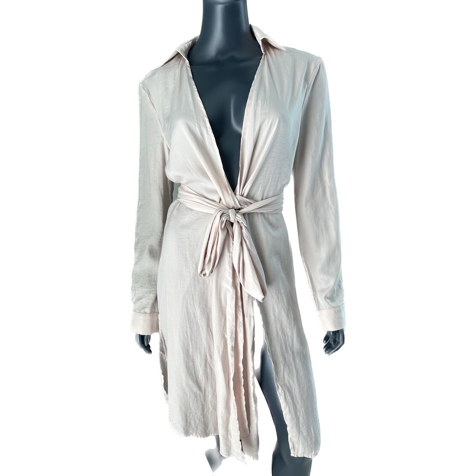 Missguided Long Line Tie Front Shirt Size 4 NWT Light Pink Silky