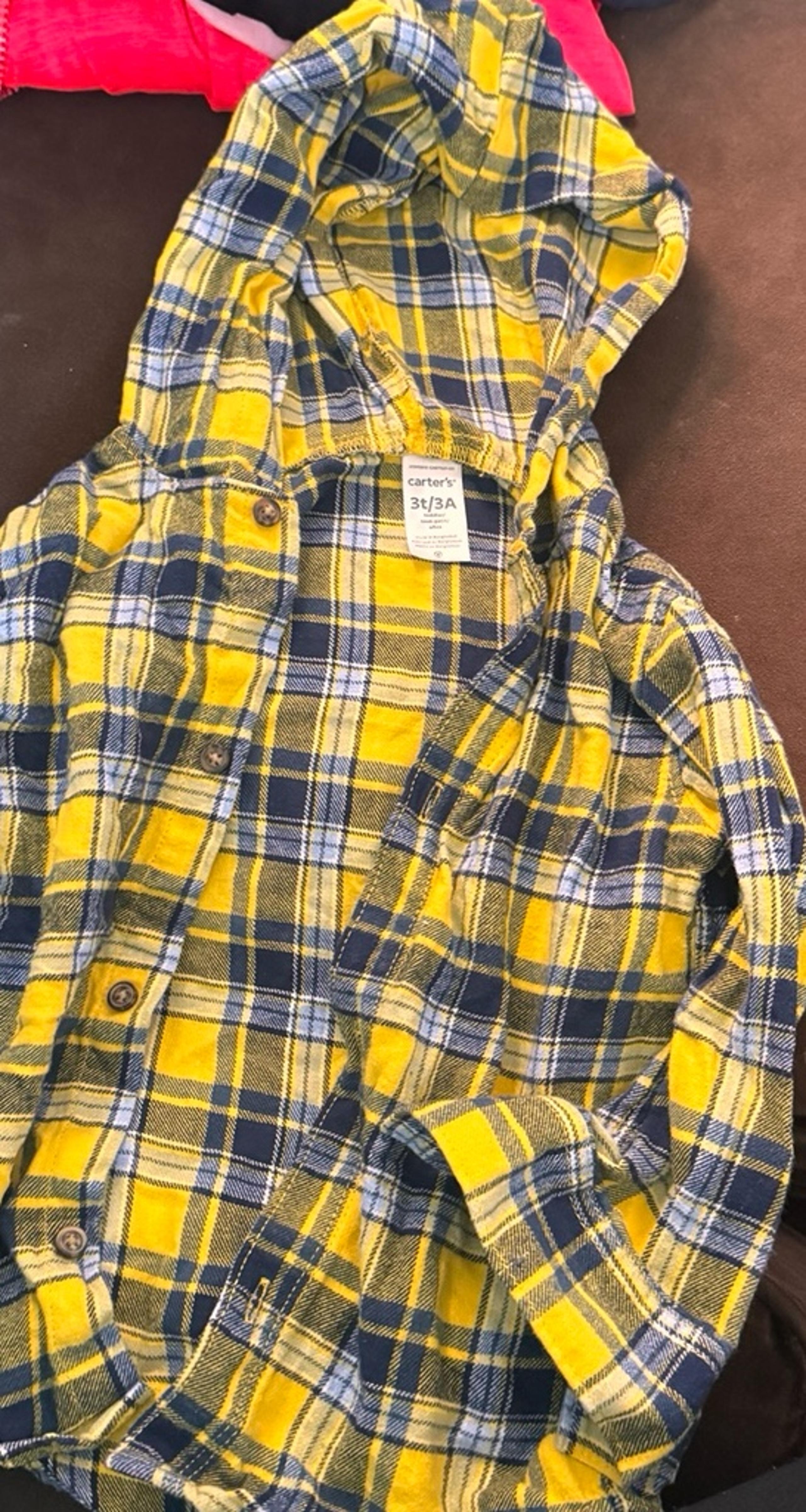 Hooded shirt