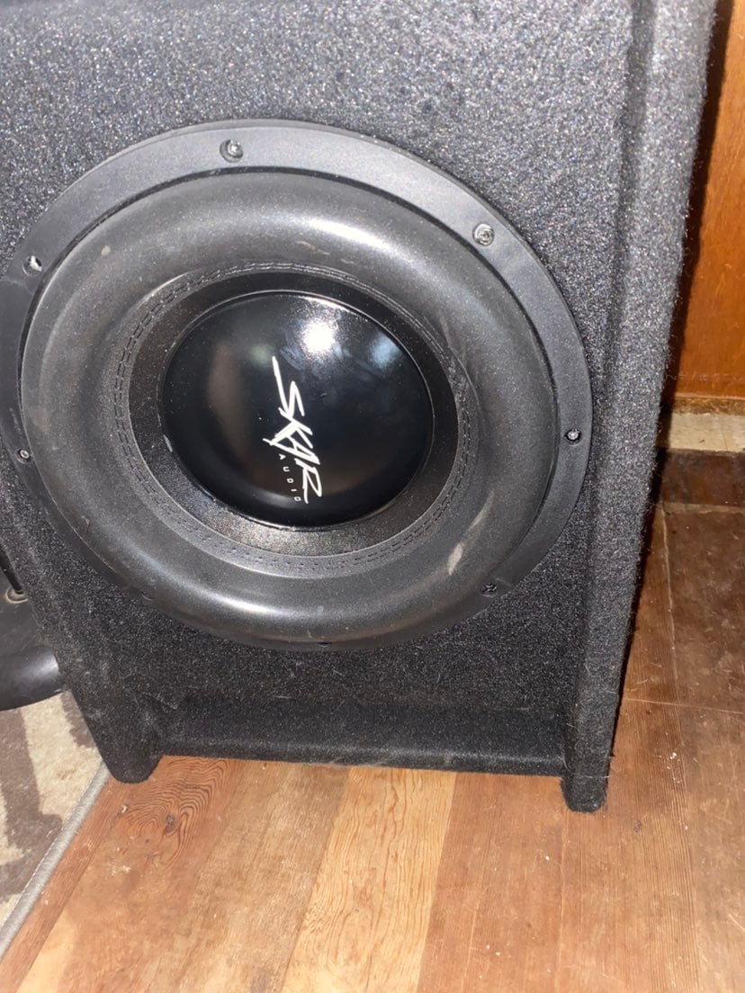 Evl 12' skar audio subwoofer with skar audio box