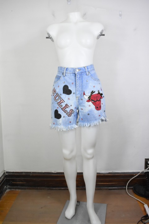 vintage Chicago Bulls jean shorts 90's