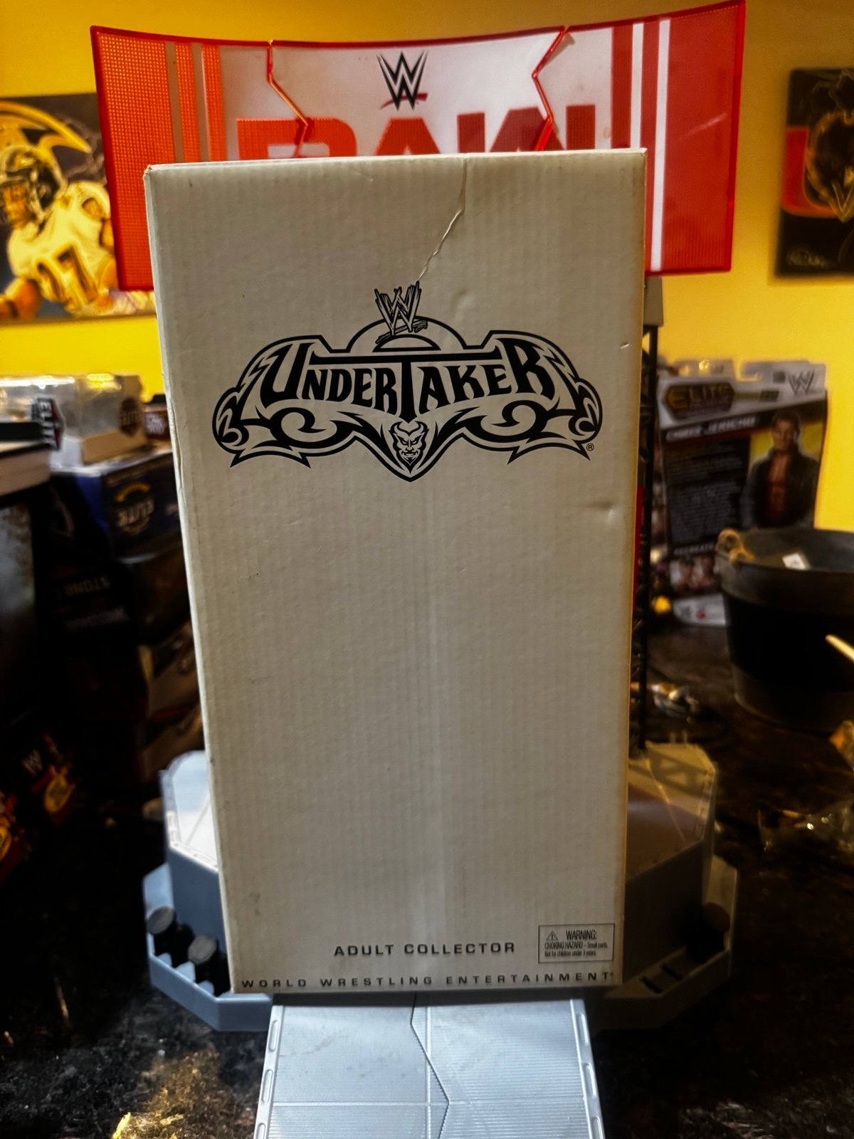 WWE ELITE 1ST EVER SDCC EXCLU MATTEL FIGURE MOC+NEW IN ORIGINAL BOX UNDERTAKER!!