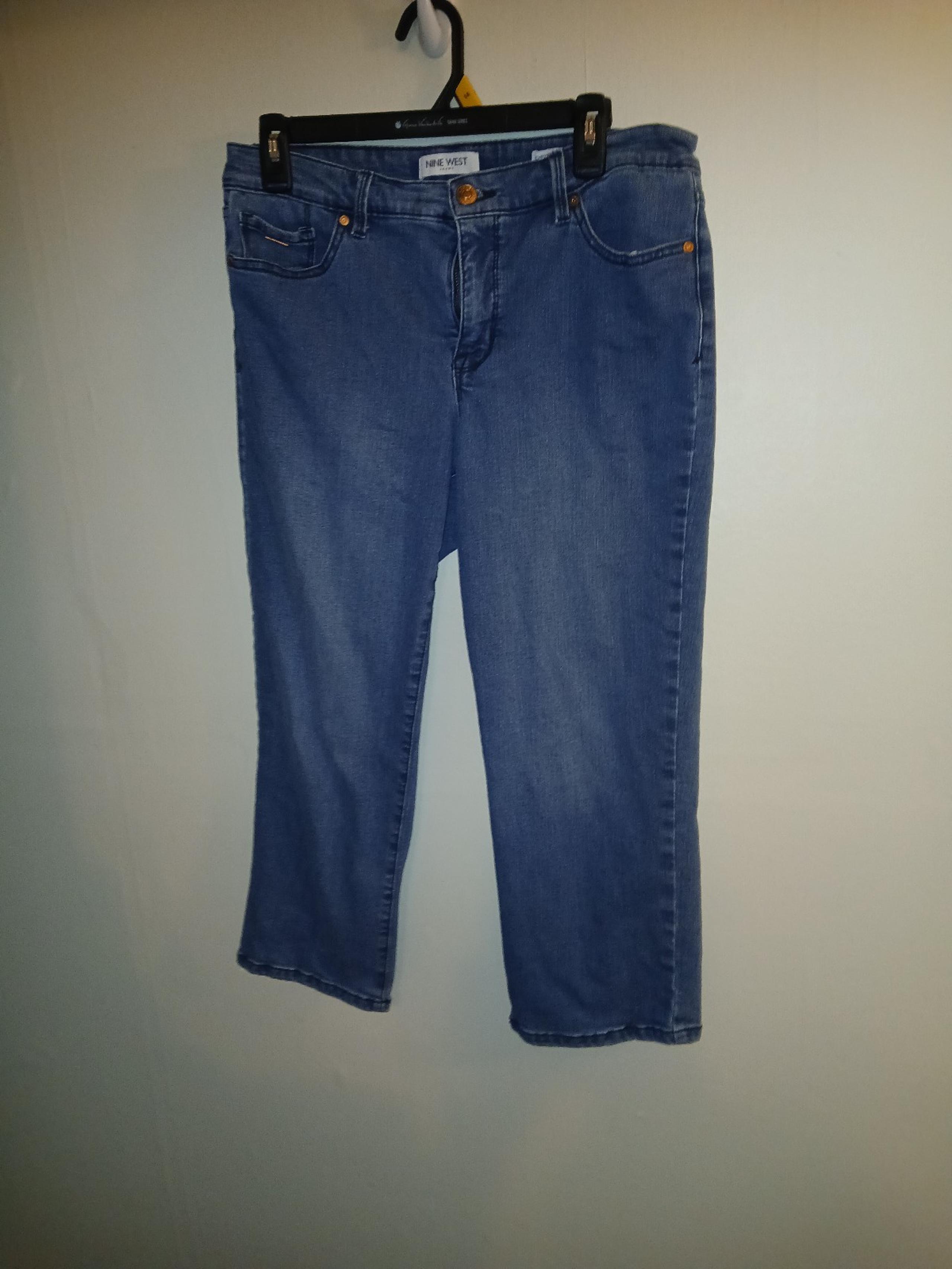 Nine West Capri pants size 10