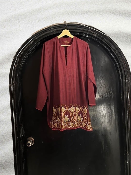 Red Maroon Lotus Embellished Cotton Indian/Pakistani Kurta XL