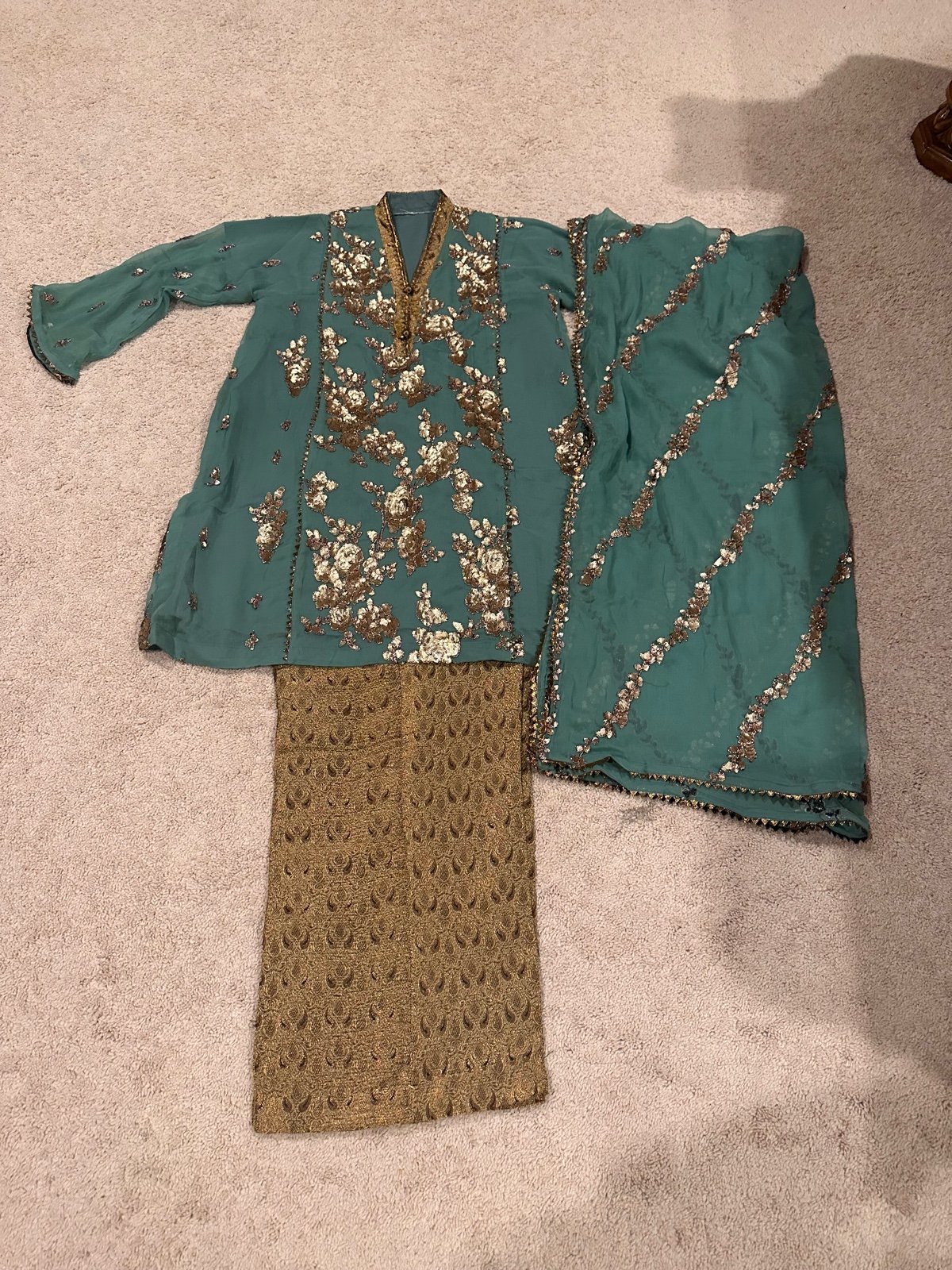 Pakistani 3piece suit