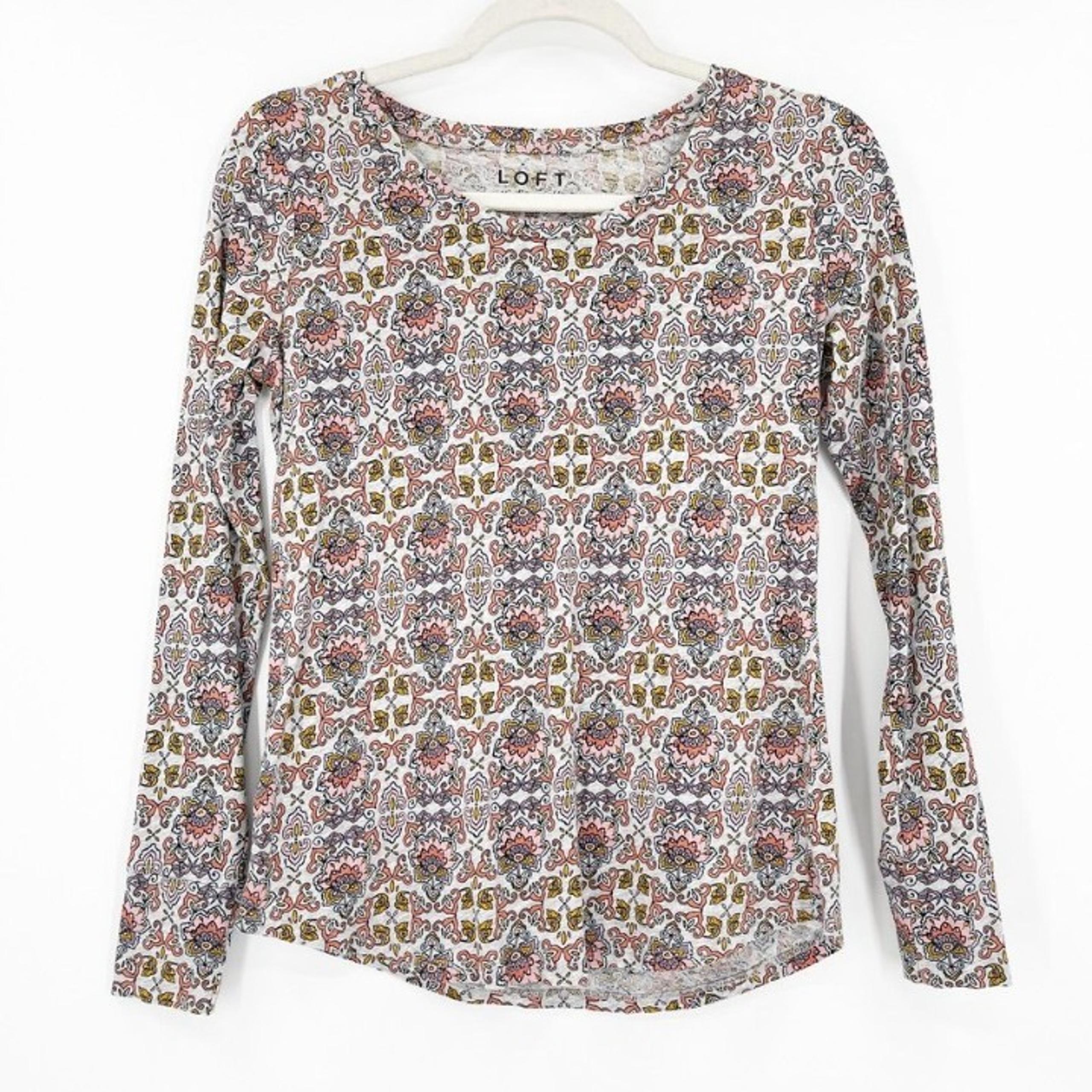 LOFT XS Vintage Soft Long Sleeve Tee Top Gray Pink Colorful Floral Damask Print