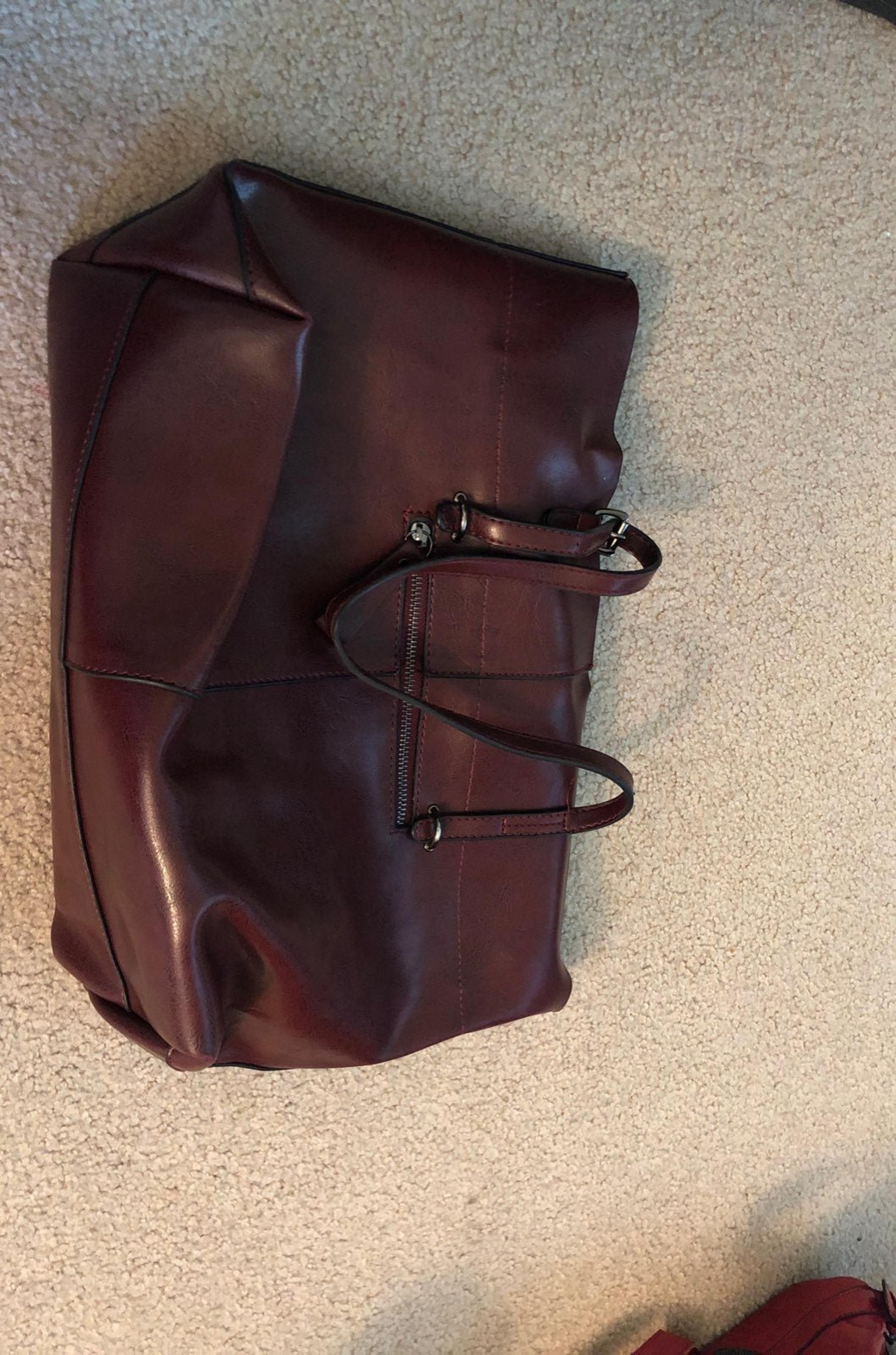 purses and handbags