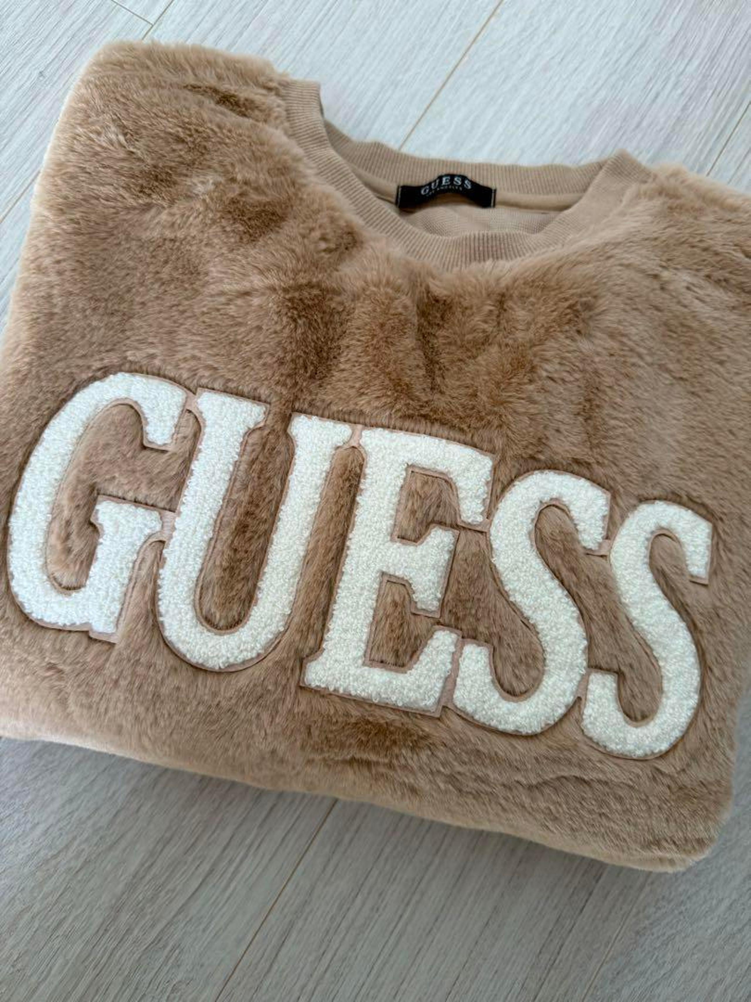 GUESS Beige Fleece Sweatshirt Size M