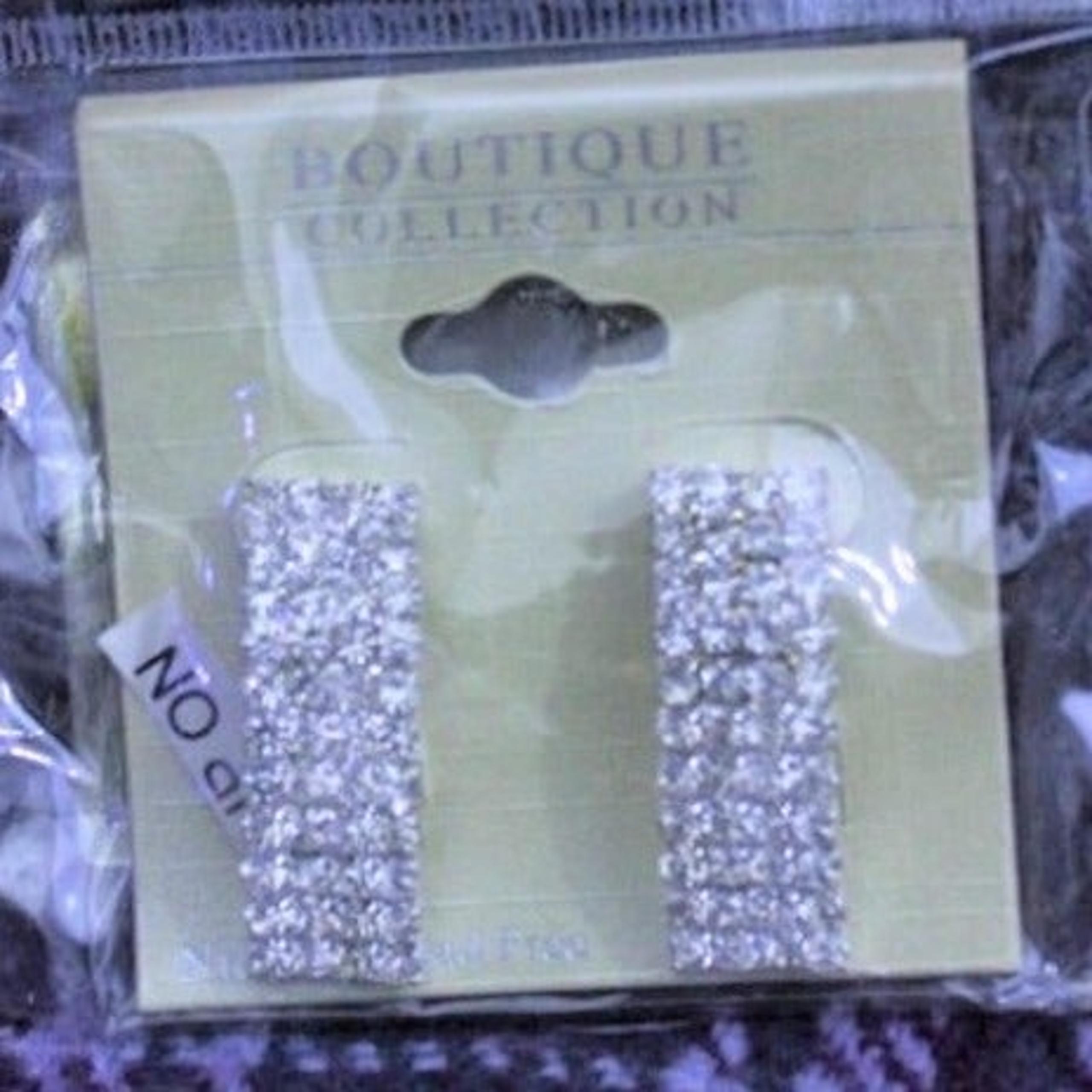 NWT Rhinestone Clip on Earrings