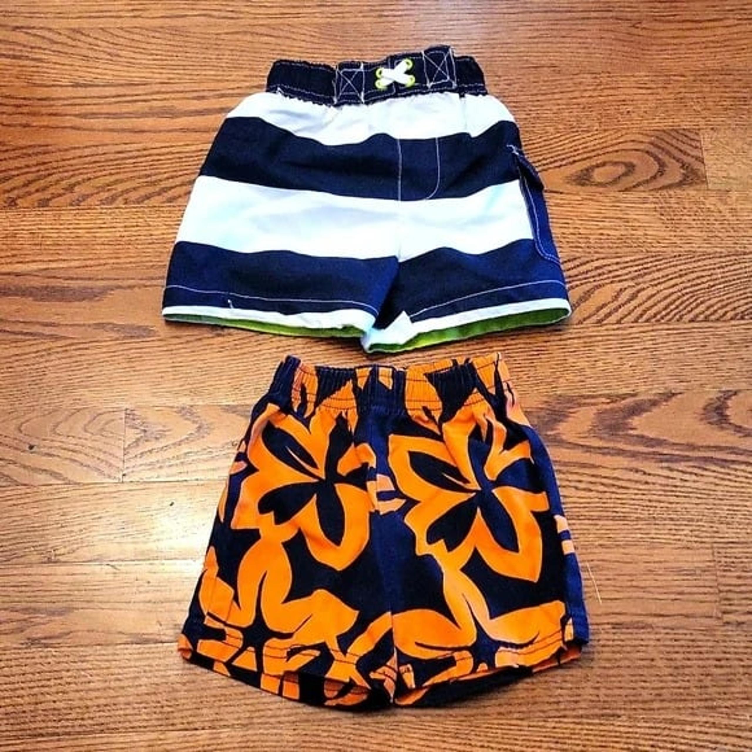 Swimtrunks (2 pair) size 9 months