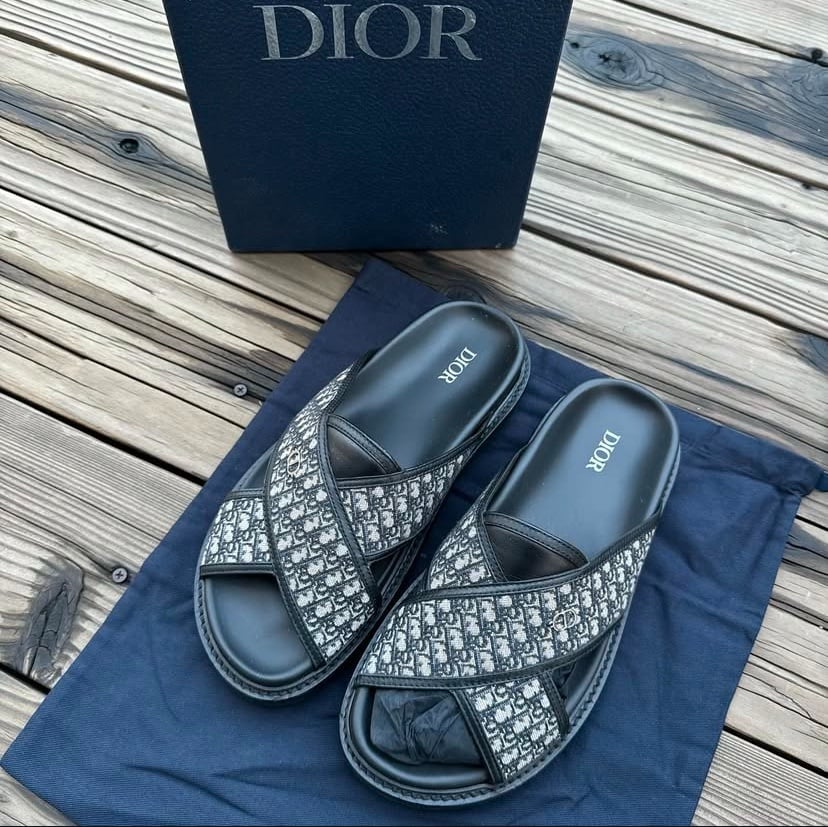 Dior slides