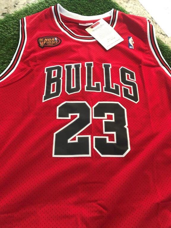 Michael Jordan Jersey mens medium!!!