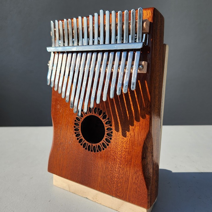NEW Kalimba Musical Instrument Thumb Piano 17 Keys Portable Mbira Finger Piano W