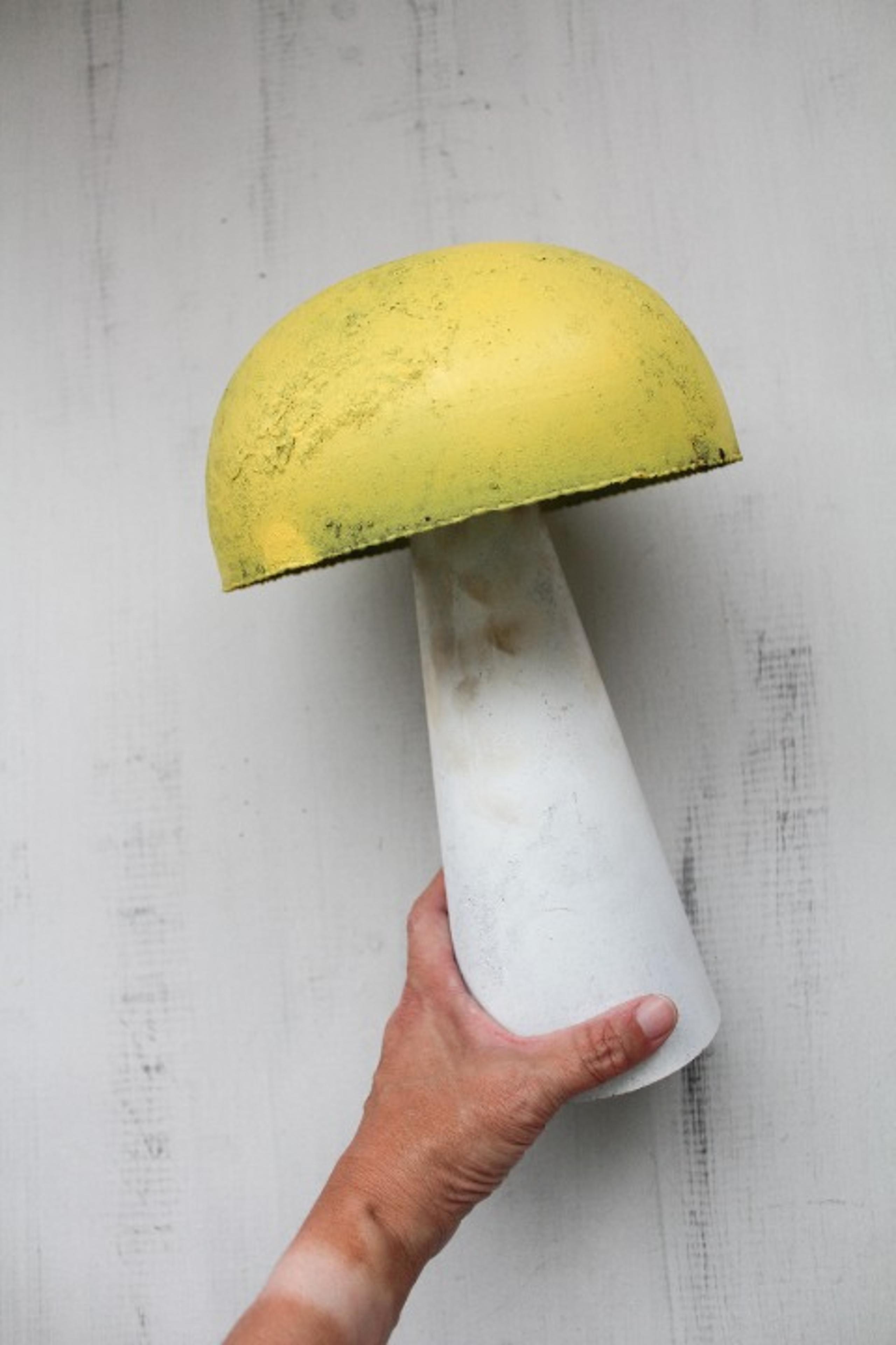 Anthropologie // Terrain - Neon Iron Yellow Mushroom Large - NEW NWT