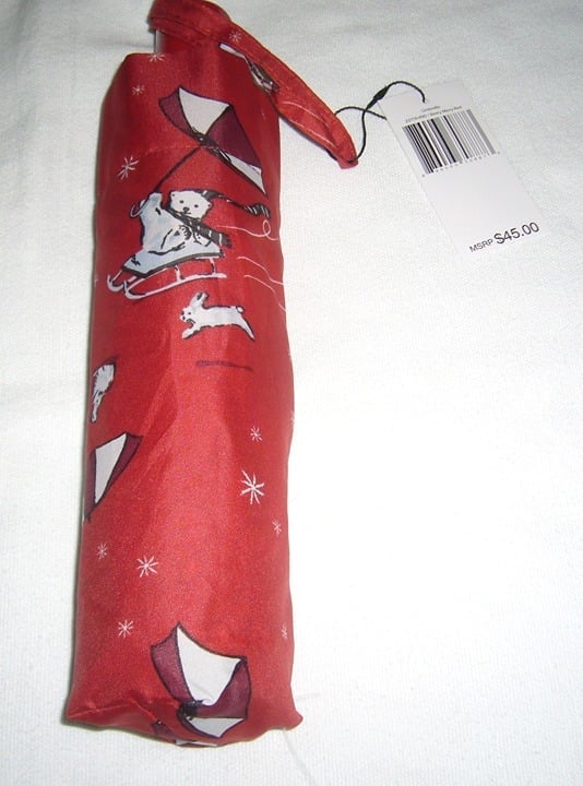 VERA BRADLEY BERRY MERRY RED - POLAR BEAR AUTOMATIC UMBRELLA (NEW)