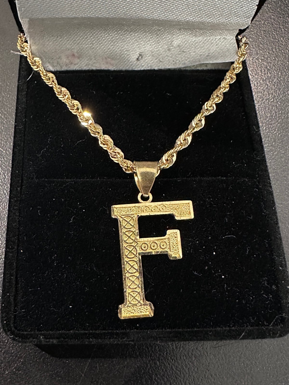 10kt gold chain and charm