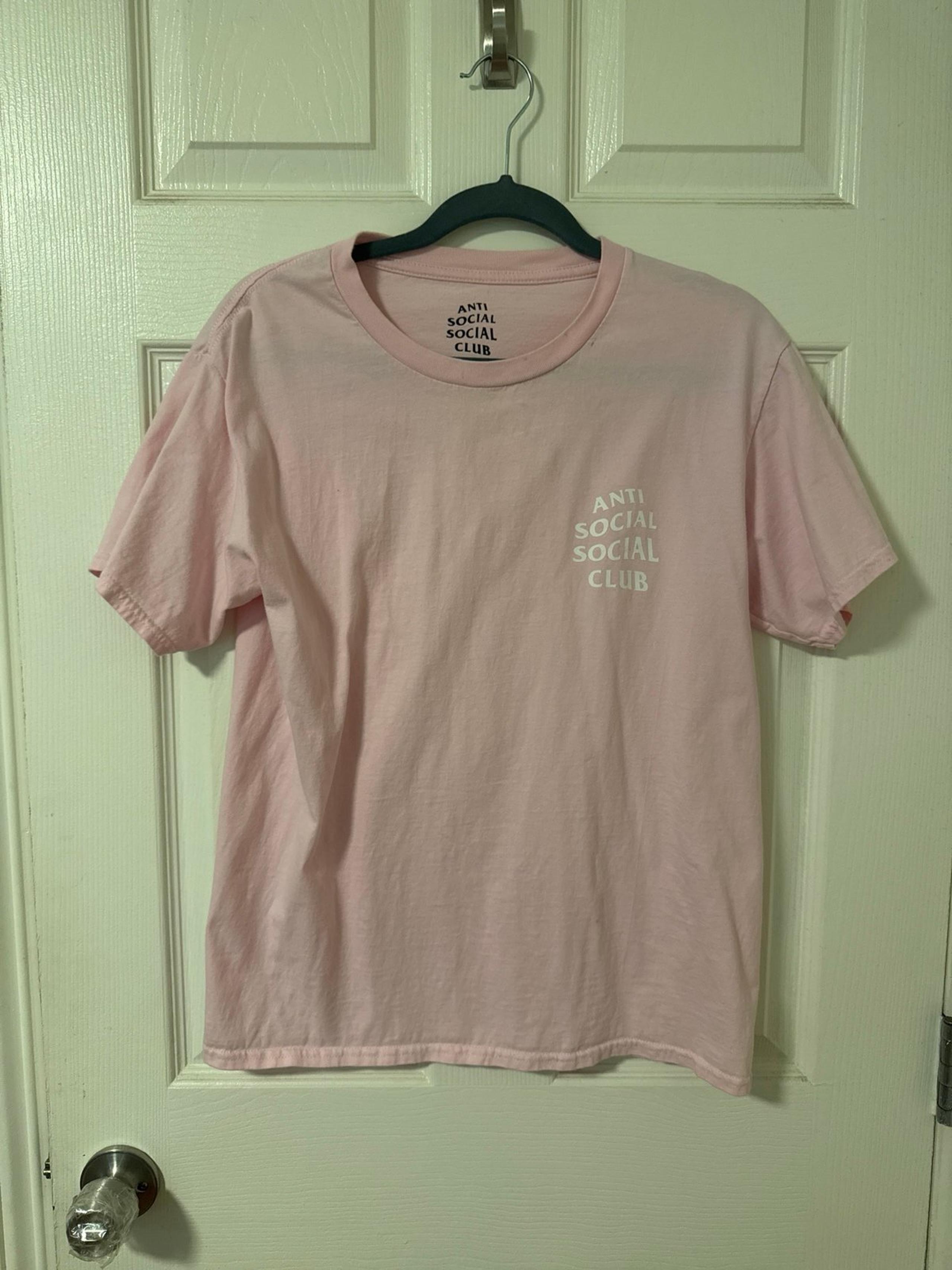 Anti social club T-shirt pink size s
