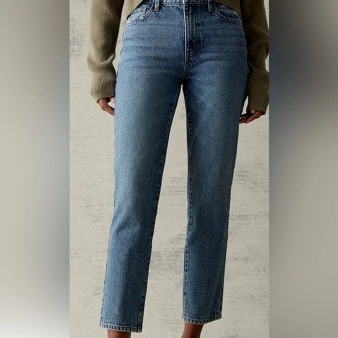 Pacsun mom Jean, medium blue, size 27.