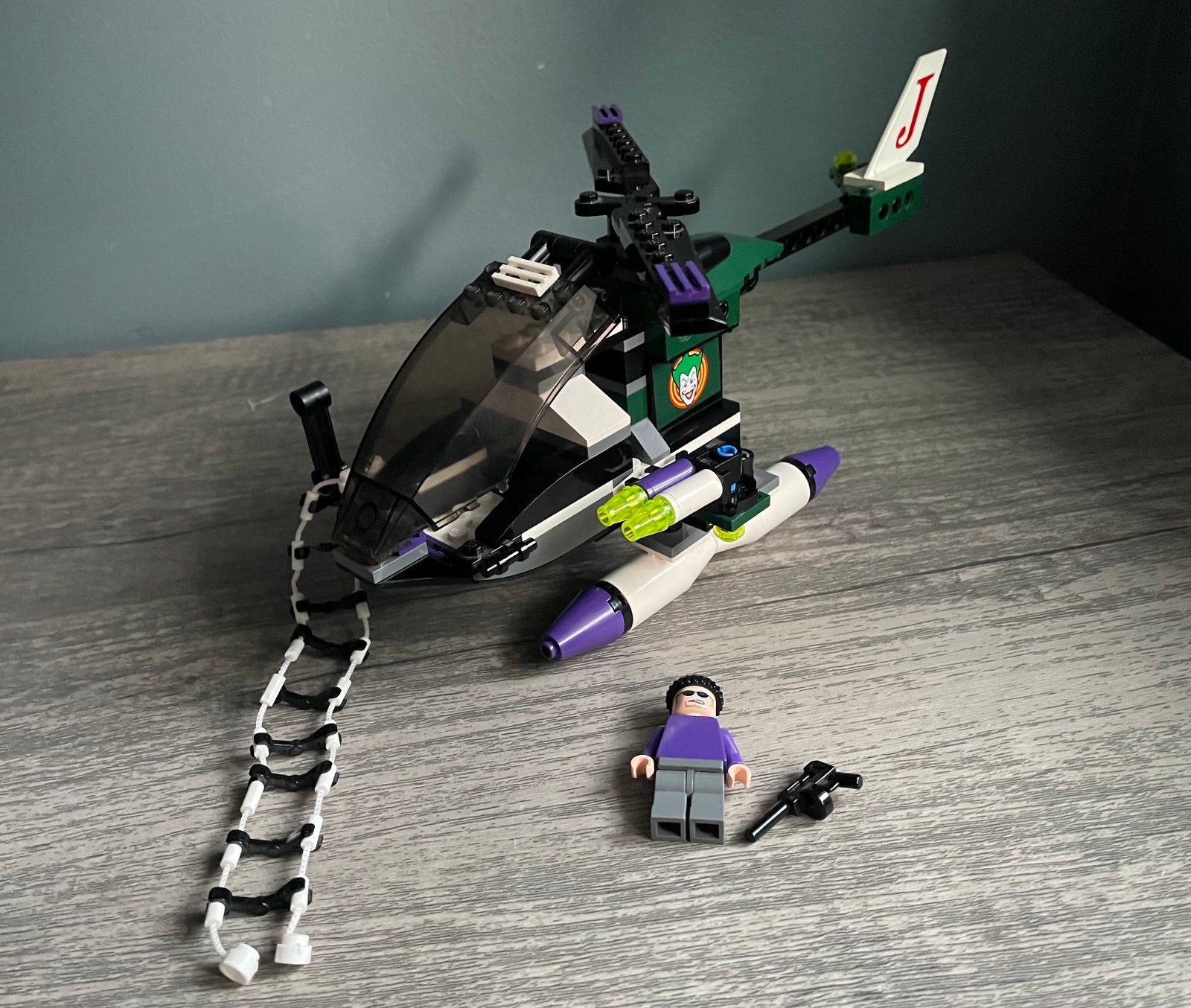 LEGO Batman- The Batwing The Joker's Aerial Assault 2006 (7782)