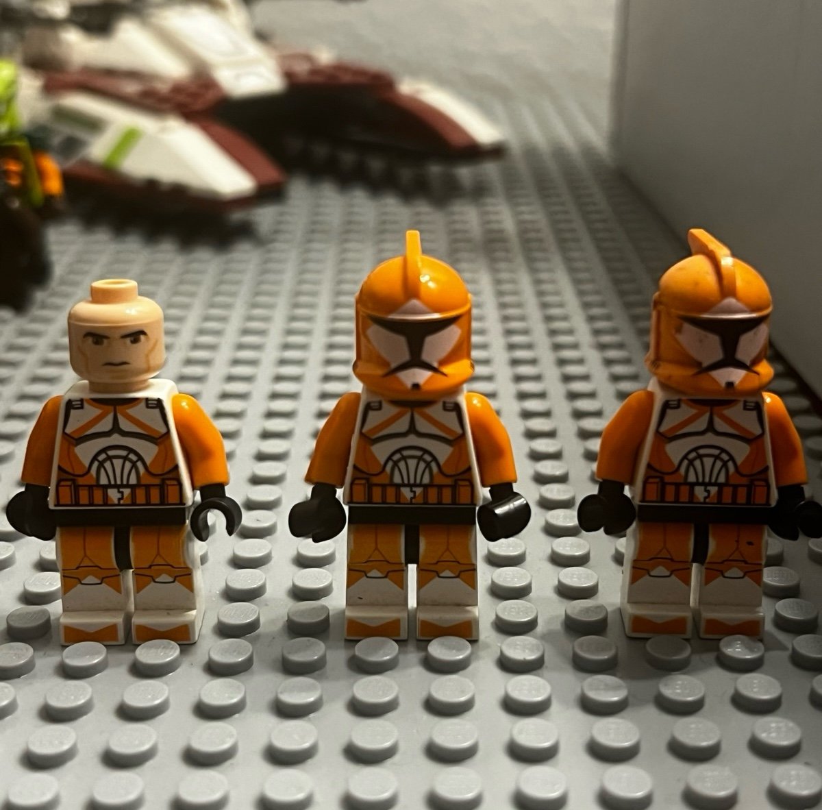 Lego Bomb Squad Clone Trooper Phase 1 minifigures