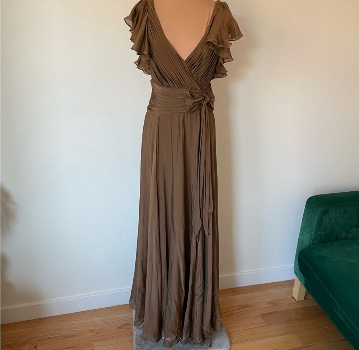 Tadashi Shoji Collection Brown Silk V-Neck Flutter Short Sleeve Pleated Gown 2
