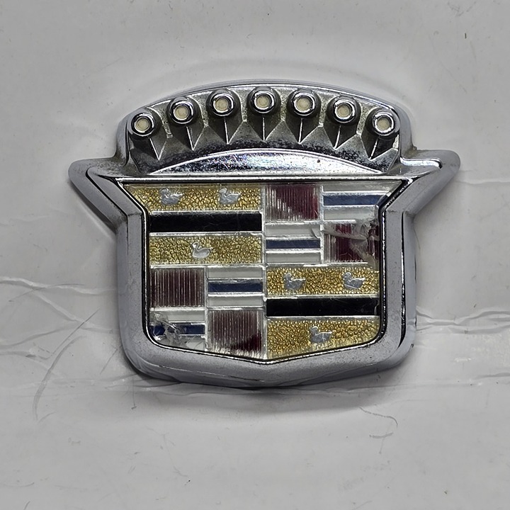 VINTAGE CADILLAC CHROME TRUNK LOCK FLIP COVER EMBLEM & BASE 2017027 20260724 OEM