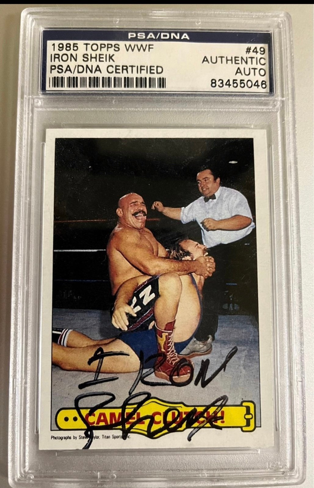 PSA certified Iron Sheik autgrpahed 1985 Topps WWF card