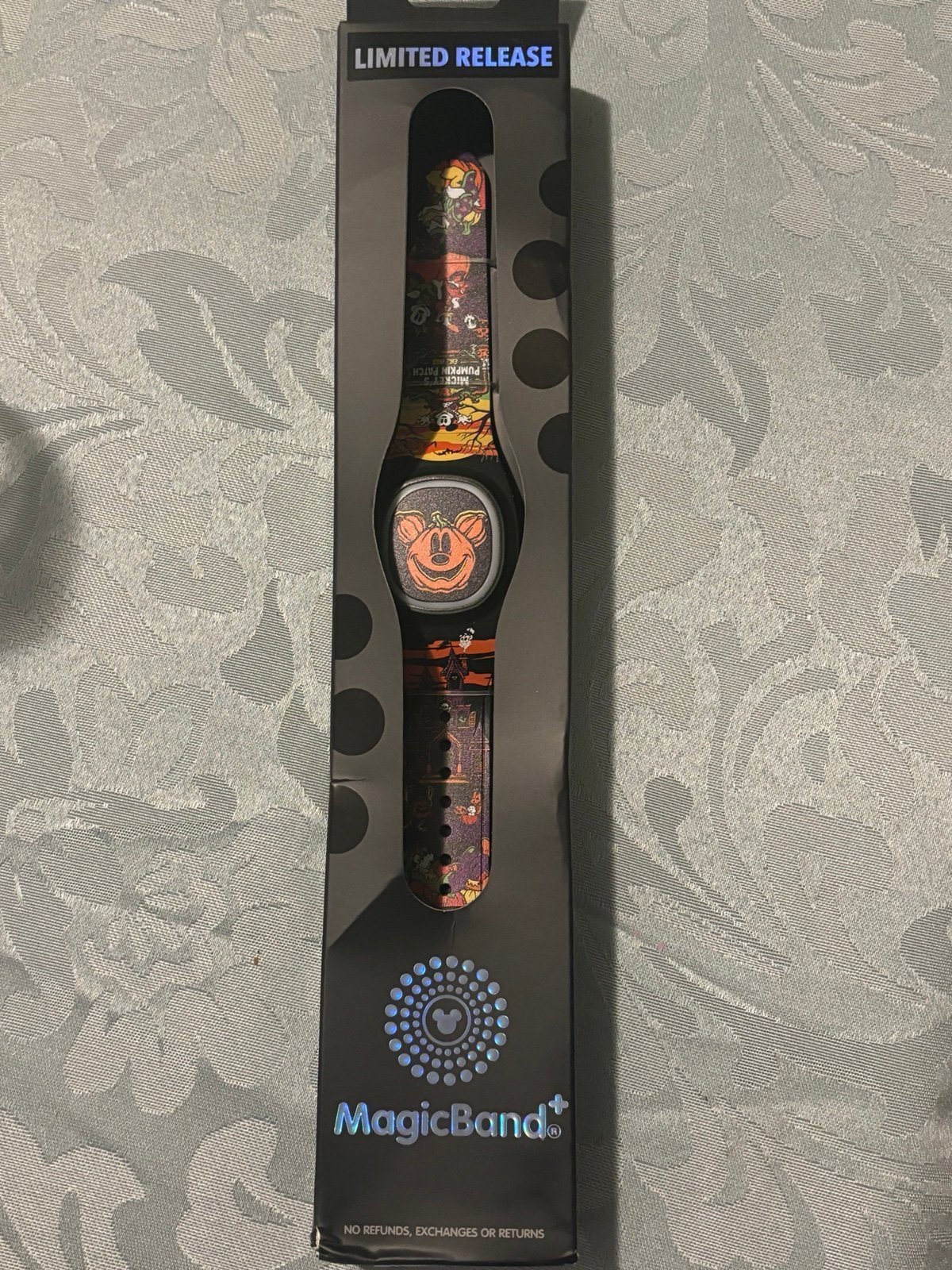 Mickey Mouse Jack-o-Lantern Magicband Limited Release 2024