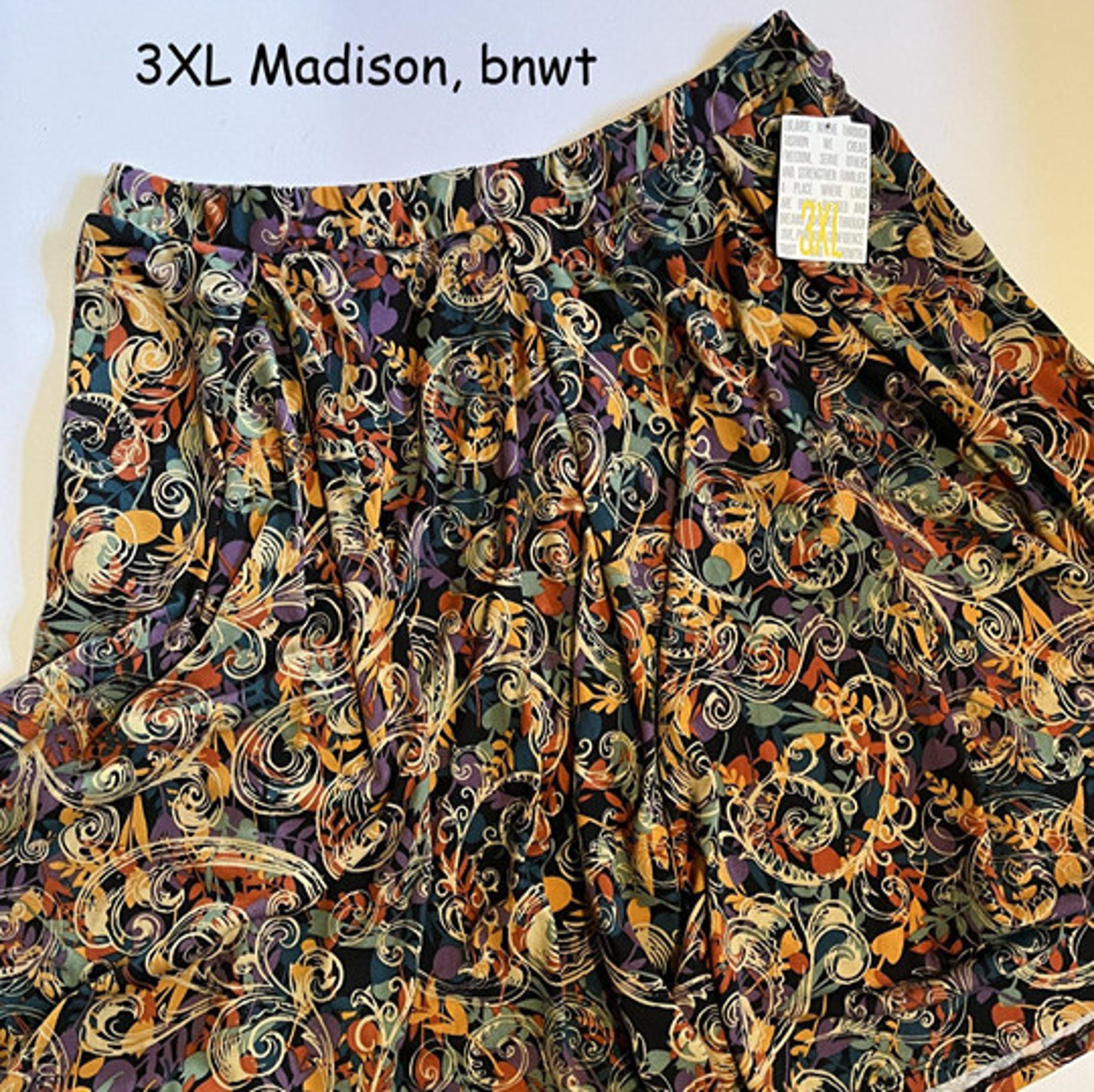 3XL Lularoe Madison full skirt, black with swirly leaves