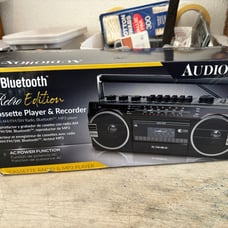Vintage Radio with Wireless Connection, AM/FM/SW, USB and SD Card cassette NEW