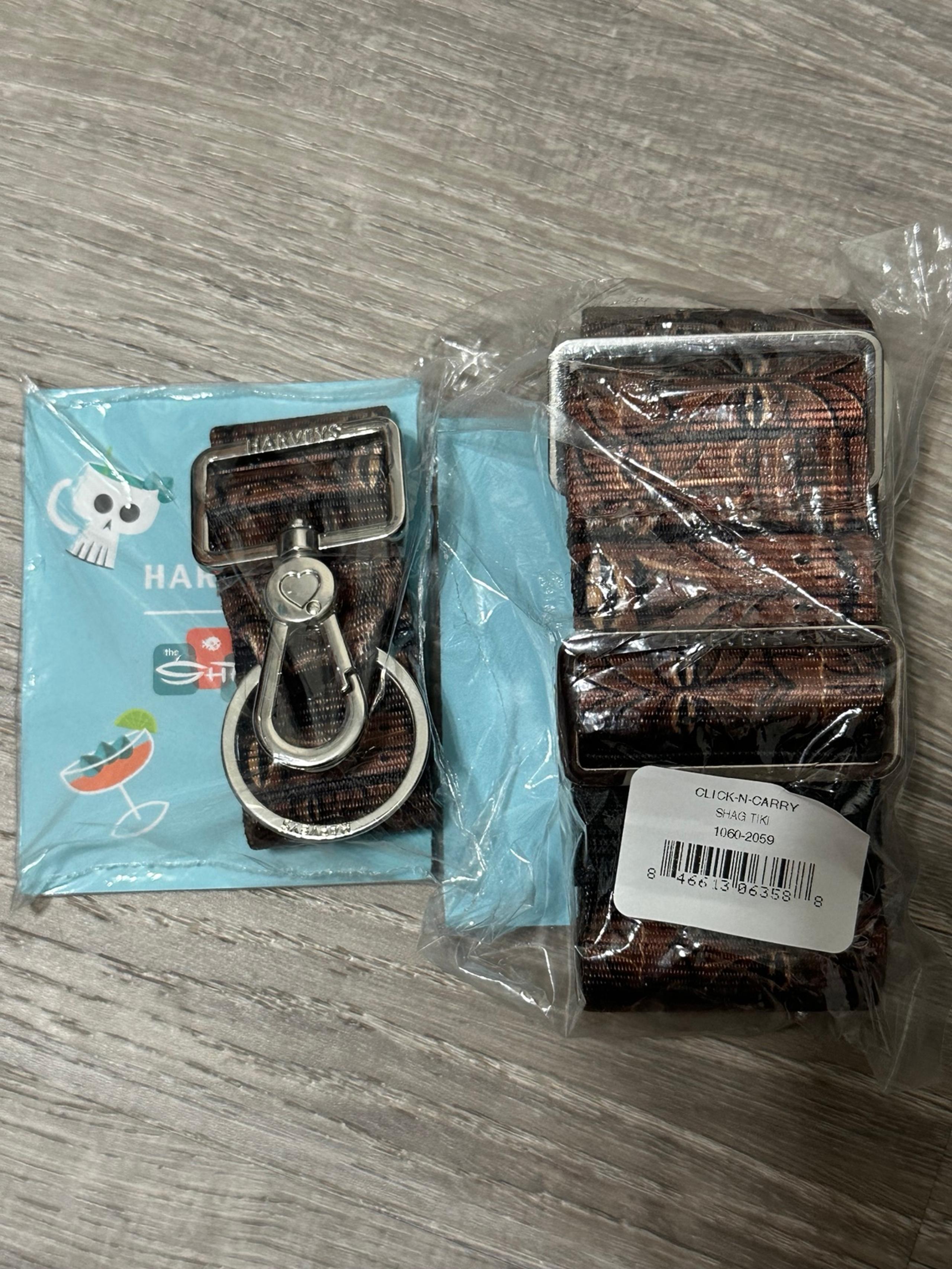 FREE SHIPPING Harveys Seatbelt Bag Shag Tiki CNC & CNG purse accessory set NIP