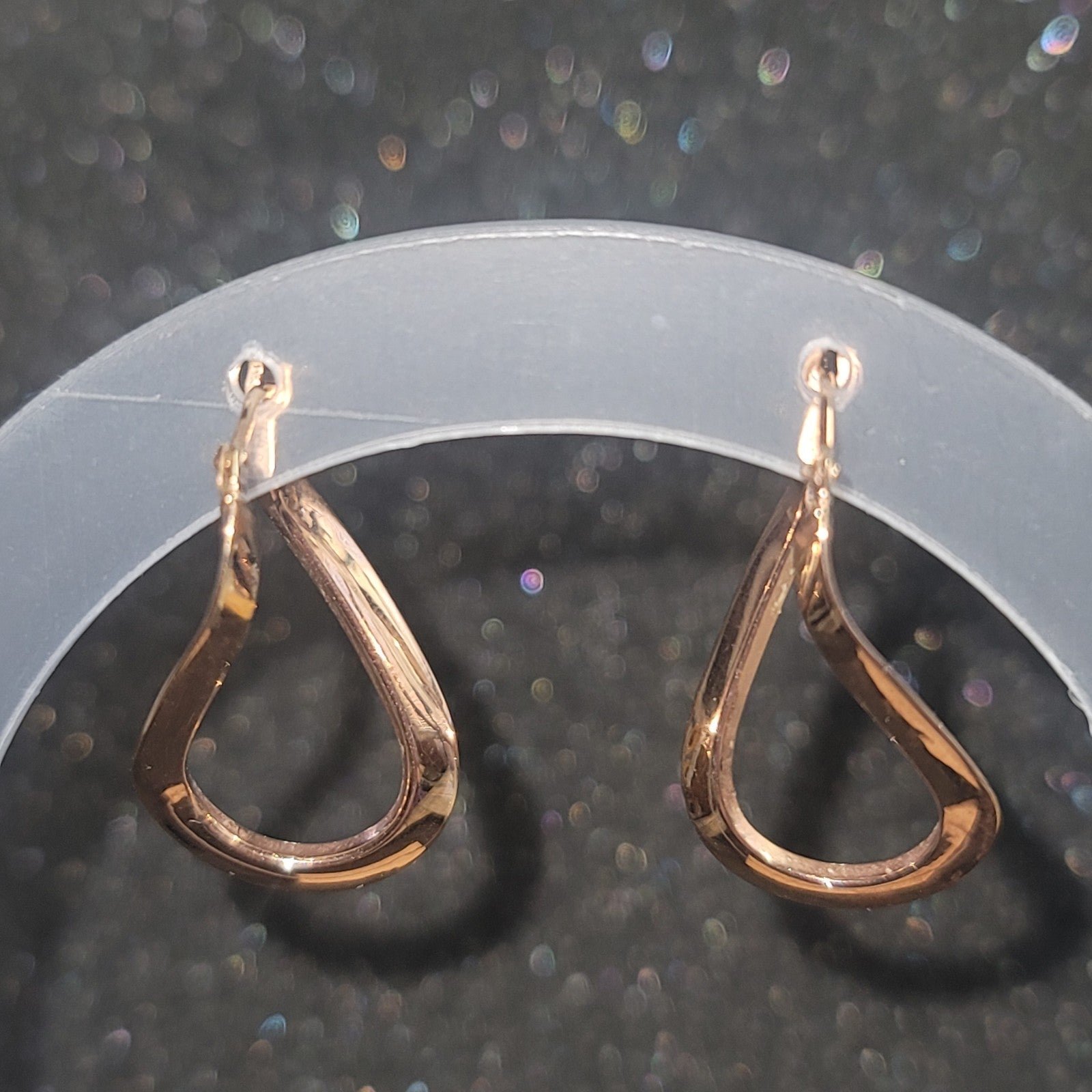 E102 14k Rose Gold Twisted Hoop Earrings