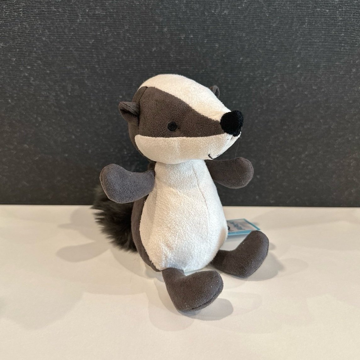 Jellycat suedetta badger- NWT Retired- SHIPS SAME DAY!