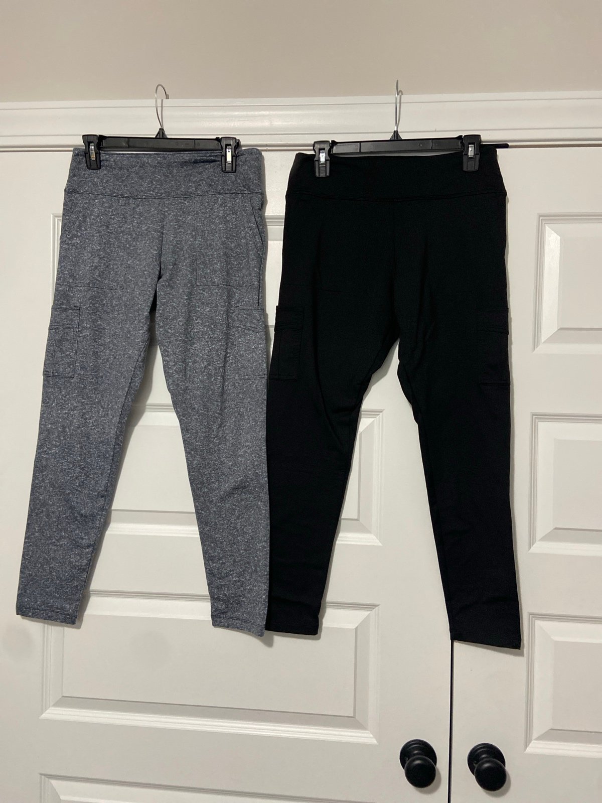 2 pair of Victoria’s Secret pink active leggings size large
