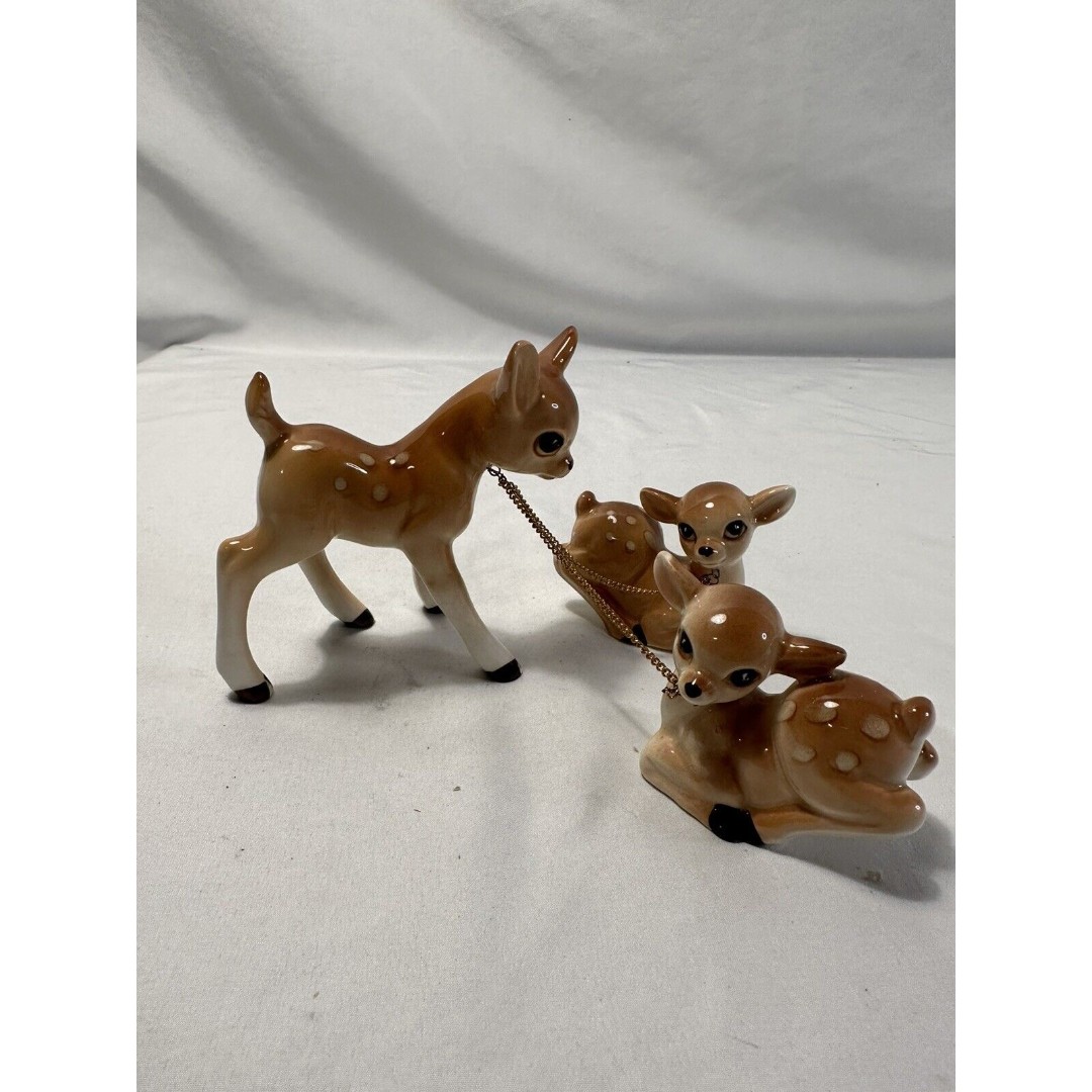 Vtg Ceramic Japan Wide Eyed Deer Family Figurines on Chains Doe Fawn Mom Baby