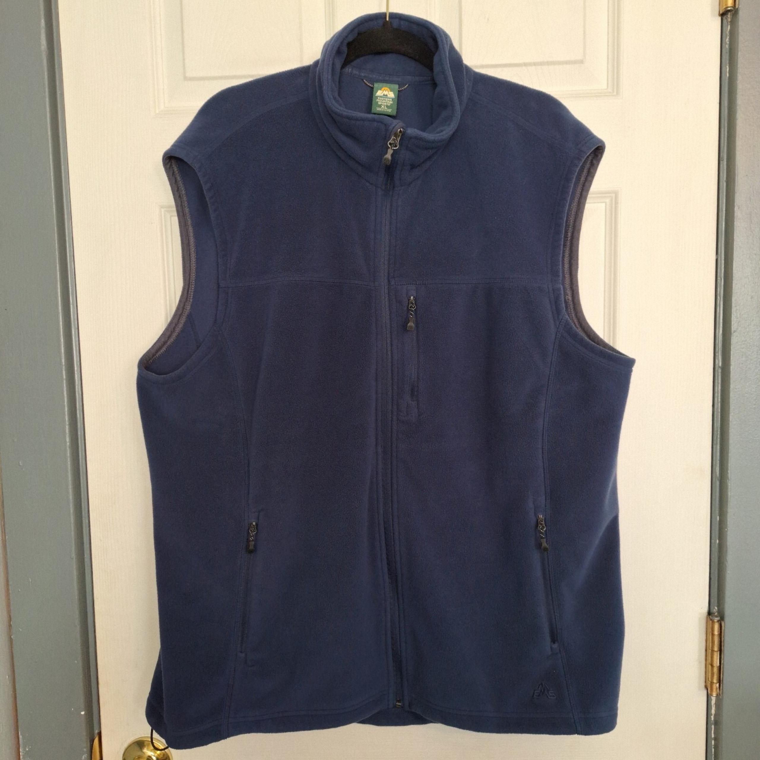 Eastern Mountain Sports Fleece Vest Mens XL Blue Camping Hiking Fishing