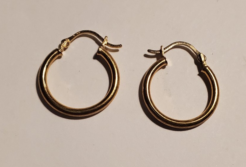 14k yellow gold hoop earrings