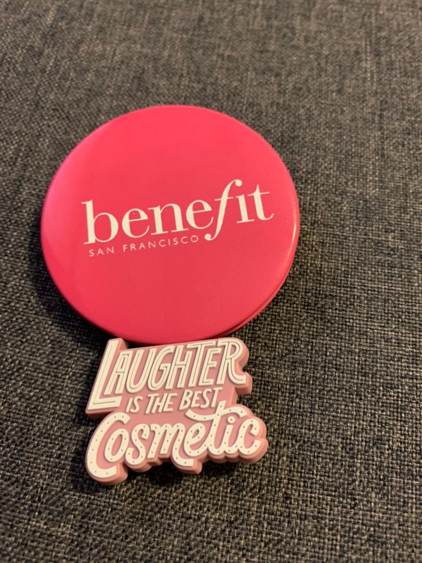 BENEFIT X CROCS charm