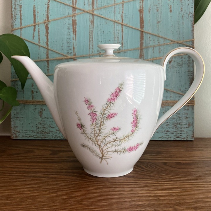 Vintage Hutschenreuther Selb Almond Floral Coffee Favorit Bavaria German Tea Pot