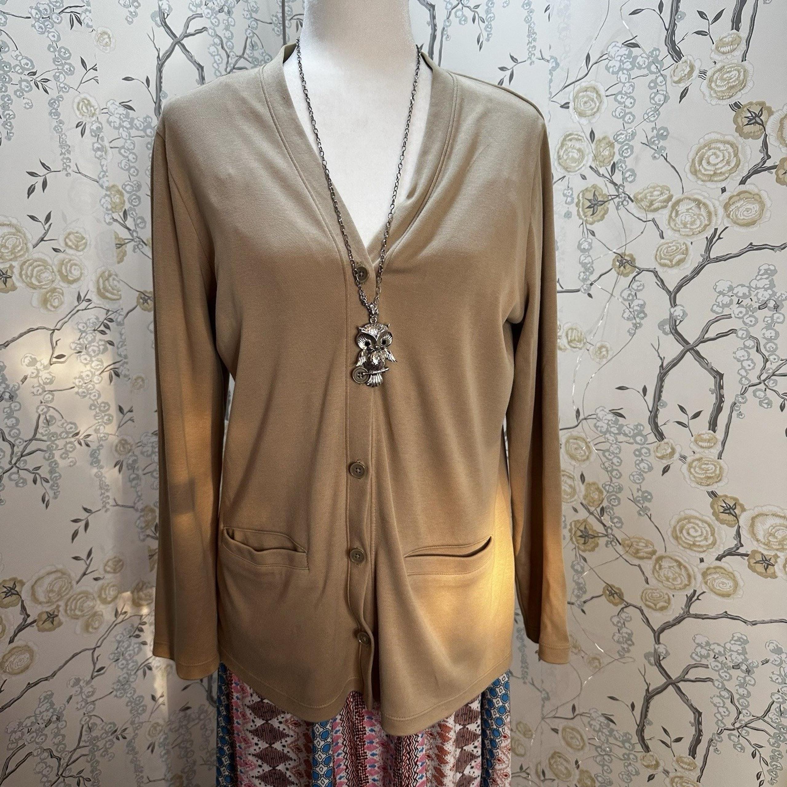 Lands End Womens Beige V-Neck Cardigan Sweater with Pockets Size M/P